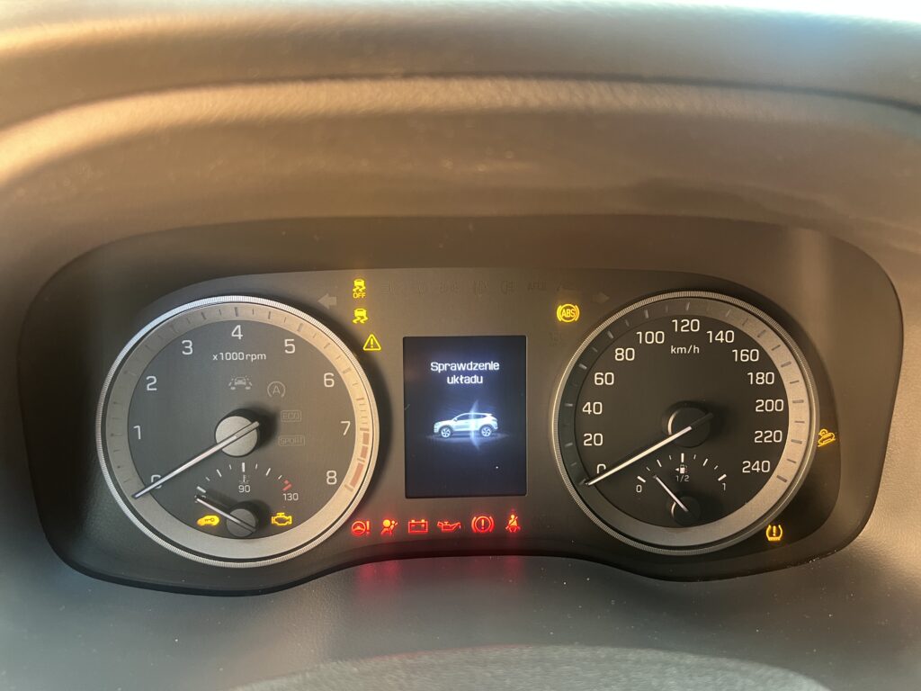 Hyundai Tucson 1.6 T-gdi 177 KM automat 2018r - obrazek 52