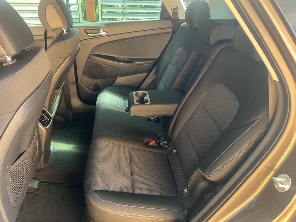 Hyundai Tucson 1.6 T-gdi 177 KM automat 2018r - obrazek 47