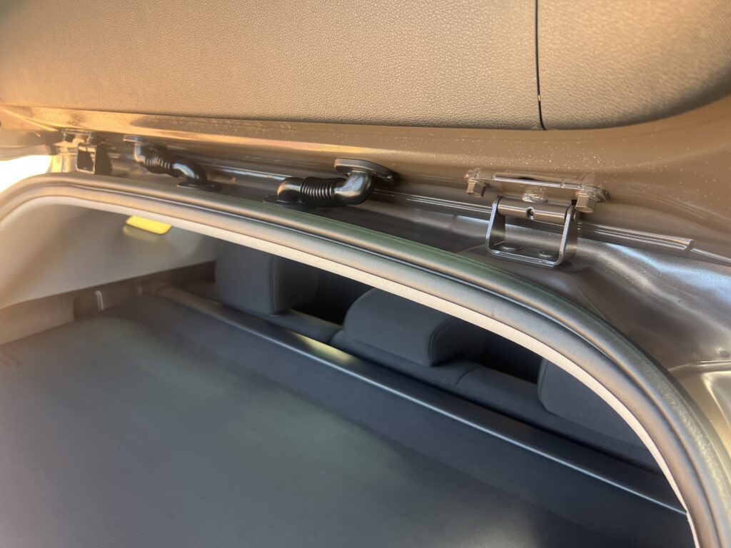 Hyundai Tucson 1.6 T-gdi 177 KM automat 2018r - obrazek 35