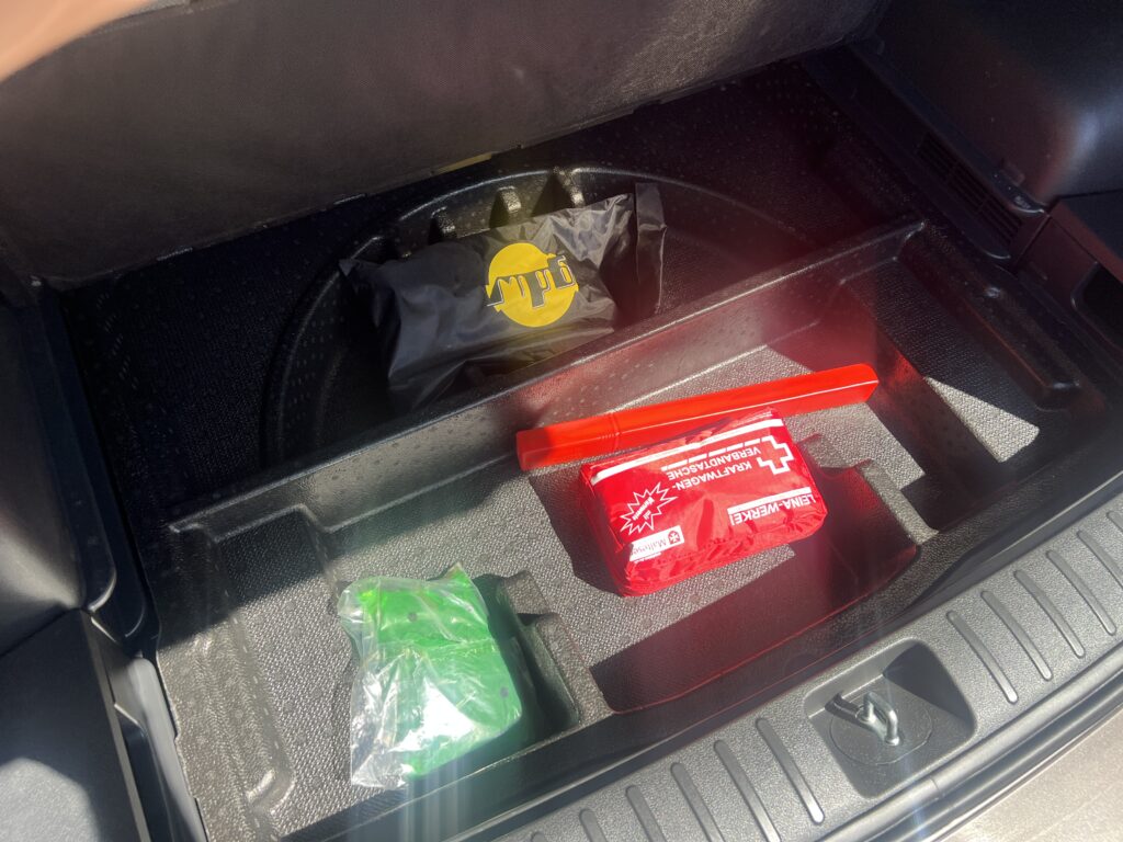 Hyundai Tucson 1.6 T-gdi 177 KM automat 2018r - obrazek 34