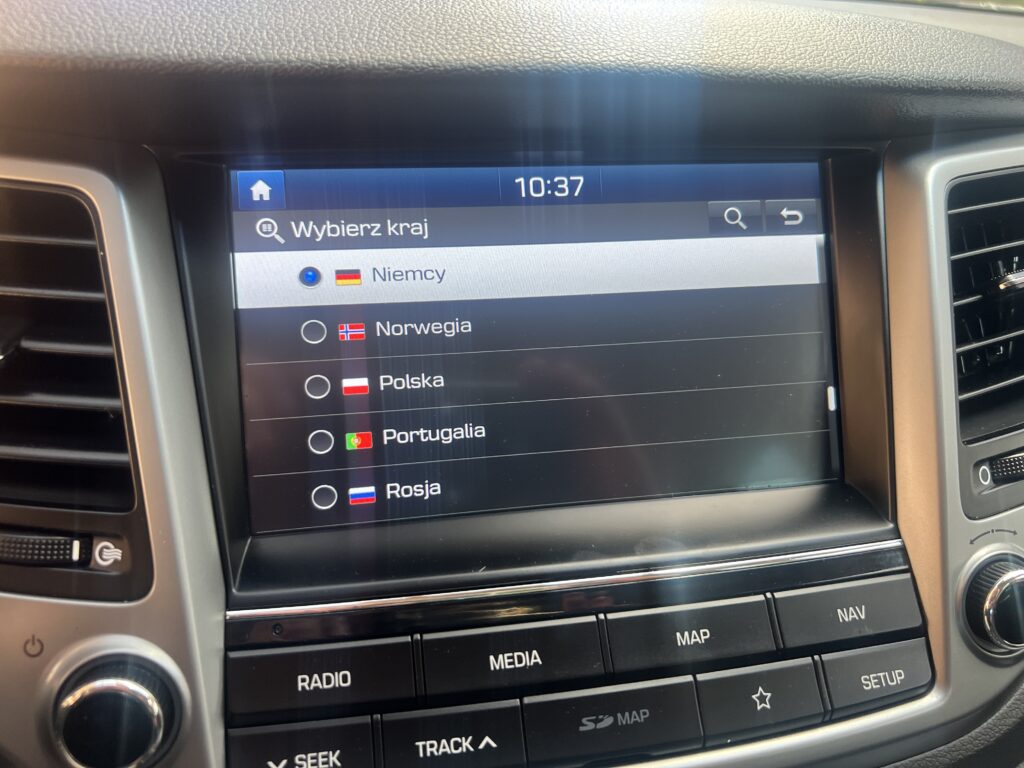 Hyundai Tucson 1.6 T-gdi 177 KM automat 2018r - obrazek 22