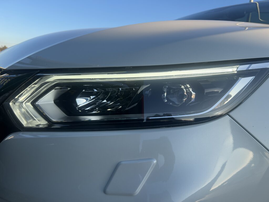 Nissan qashqai 1.6turbo biała perła-AUTO JAK NOWE W ORYGINALE 100tys.km - obrazek 55