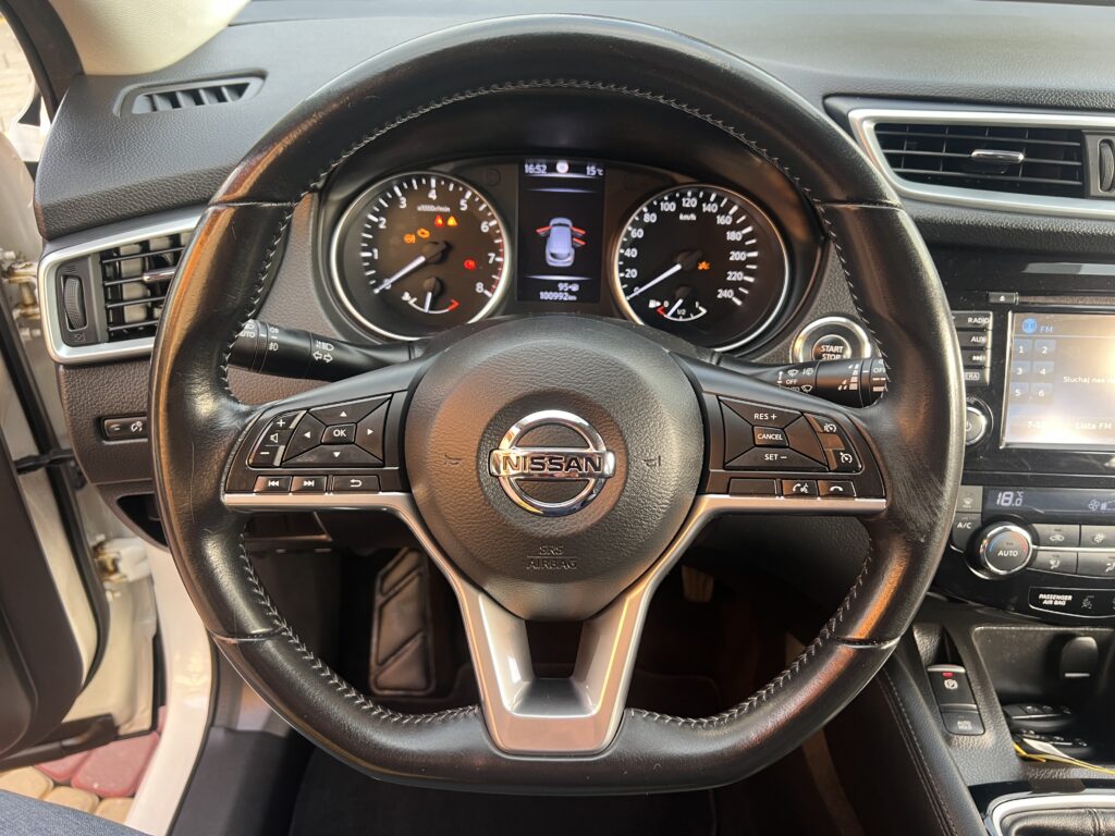 Nissan qashqai 1.6turbo biała perła-AUTO JAK NOWE W ORYGINALE 100tys.km - obrazek 88