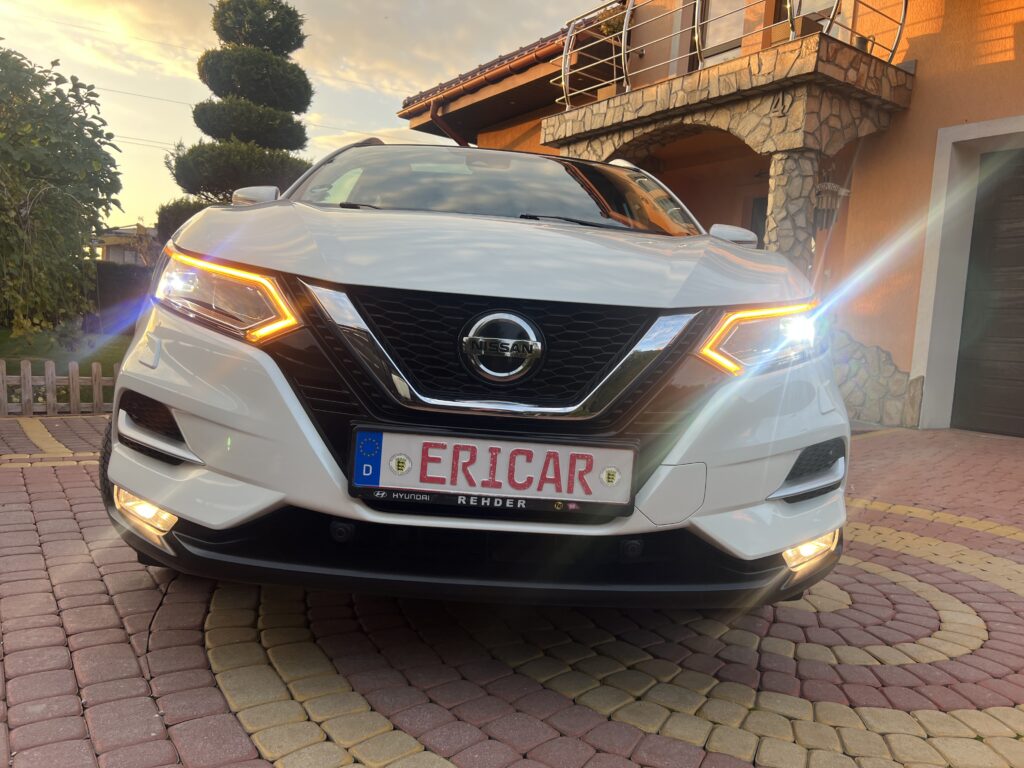 Nissan qashqai 1.6turbo biała perła-AUTO JAK NOWE W ORYGINALE 100tys.km - obrazek 24