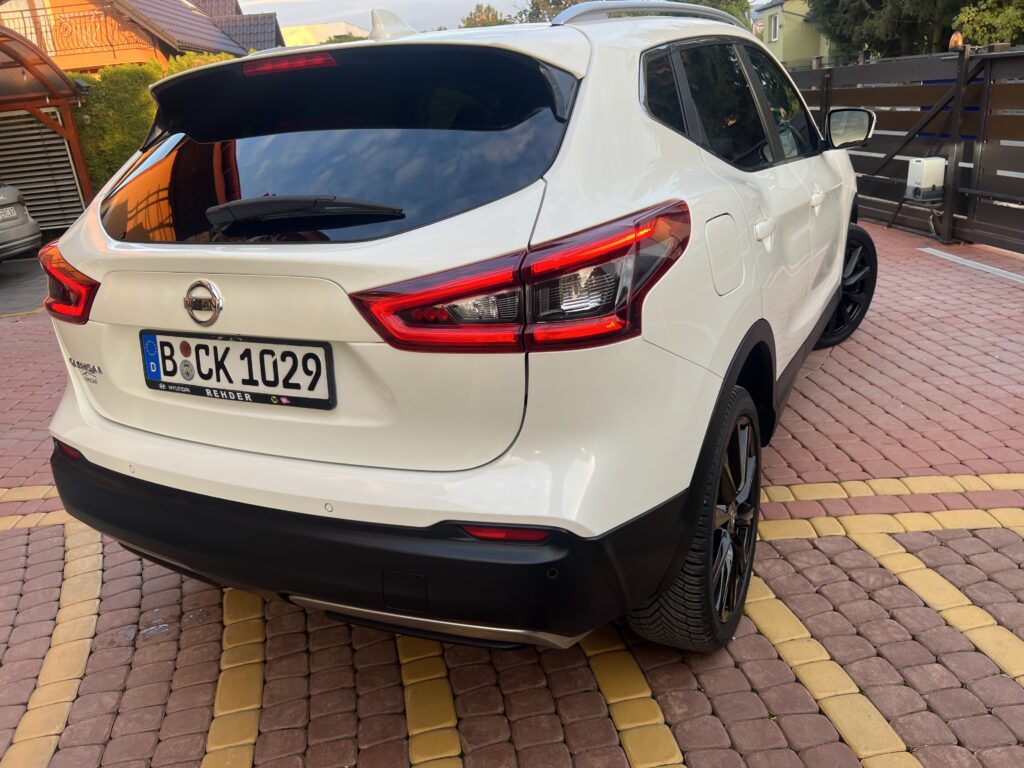 Nissan qashqai 1.6turbo biała perła-AUTO JAK NOWE W ORYGINALE 100tys.km - obrazek 25